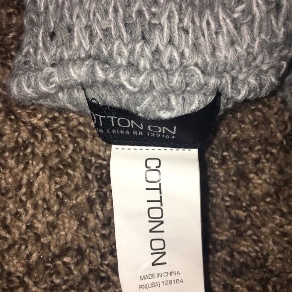 Scarf - Picture 2 of 2